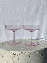 Load image into Gallery viewer, Ribbed Cocktail Glass Set - Rosa
